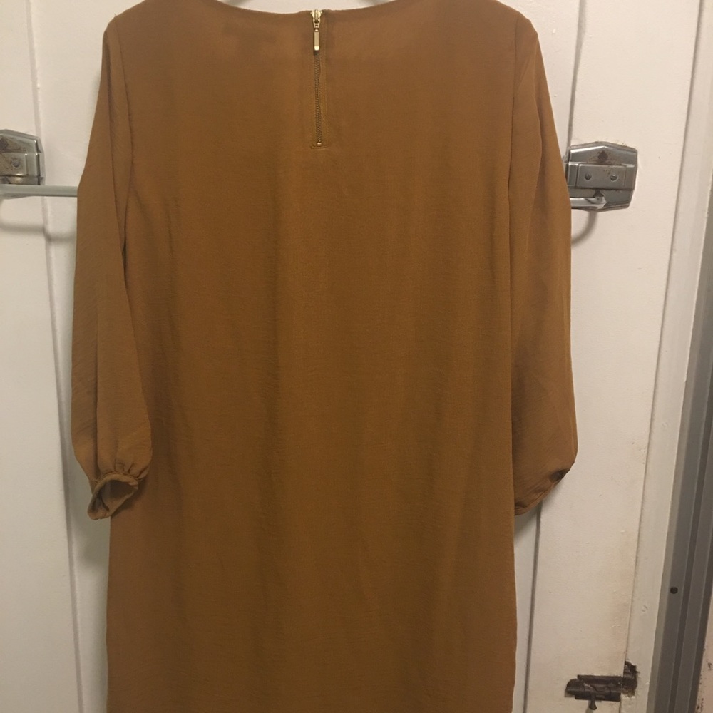 Dress - Picture 4 of 6